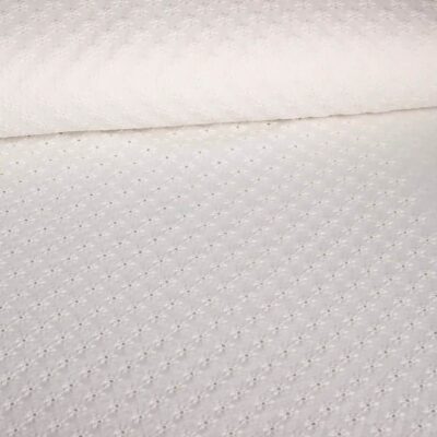 Broderie stof off white/ecru